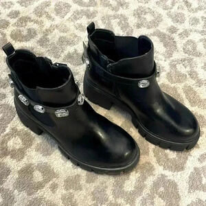 Torrid NWT Boots Platform Heeled 8.5 Wide Width